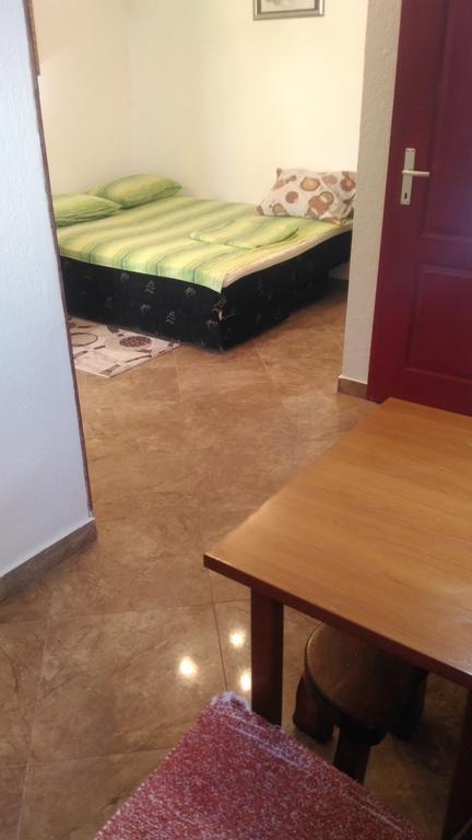 Apartment Luka 포드고리차 외부 사진